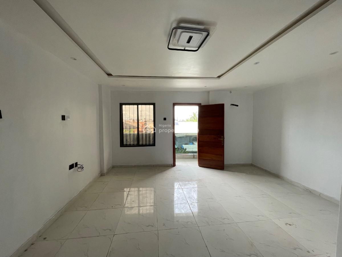 Newly Built Contemporary 2 Bedroom Apartment, Off Admiralty Road, Lekki Phase 1, Lekki, Lagos, Flat / Apartment for Rent