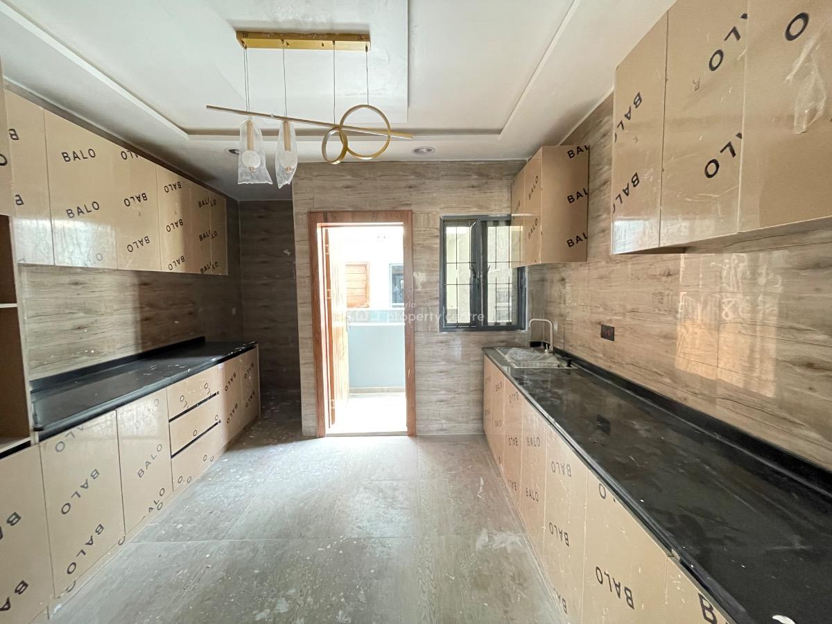 Newly Built Contemporary 2 Bedroom Apartment, Off Admiralty Road, Lekki Phase 1, Lekki, Lagos, Flat / Apartment for Rent