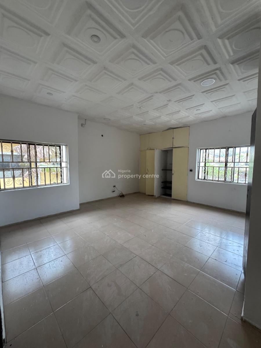 Self Contain, Off Admiralty Way, Lekki Phase 1, Lekki, Lagos, Self Contain (single Rooms) for Rent