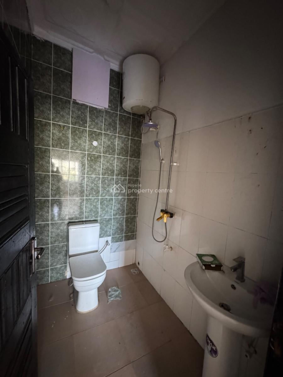 Self Contain, Off Admiralty Way, Lekki Phase 1, Lekki, Lagos, Self Contain (single Rooms) for Rent