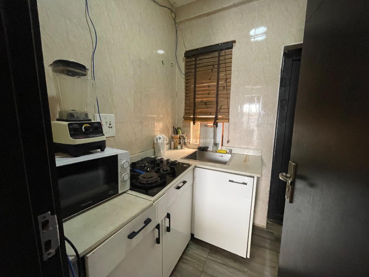 6 Units of 1 & 2 Contemporary Fully Furnished Block of Flats, Off Admiralty Road, Lekki Phase 1, Lekki, Lagos, Block of Flats for Sale