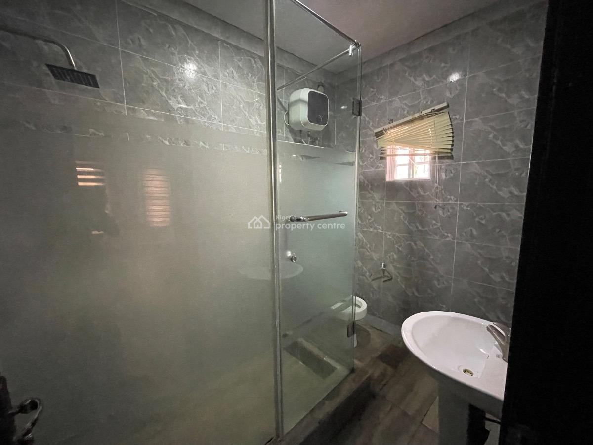 6 Units of 1 & 2 Contemporary Fully Furnished Block of Flats, Off Admiralty Road, Lekki Phase 1, Lekki, Lagos, Block of Flats for Sale