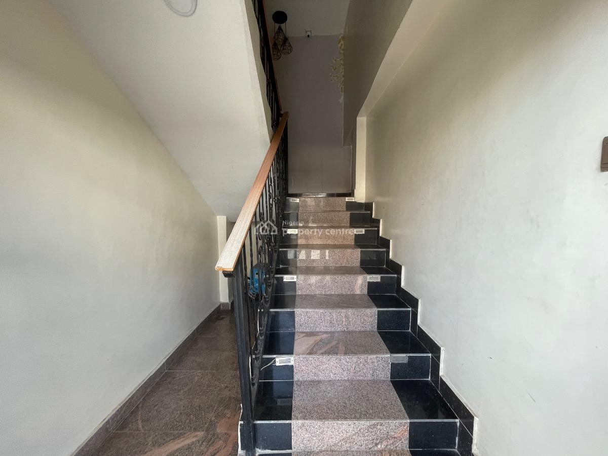 6 Units of 1 & 2 Contemporary Fully Furnished Block of Flats, Off Admiralty Road, Lekki Phase 1, Lekki, Lagos, Block of Flats for Sale