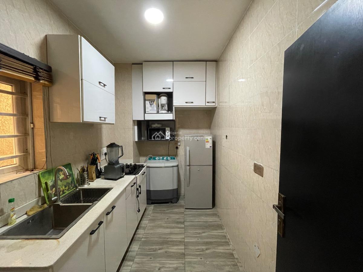 6 Units of 1 & 2 Contemporary Fully Furnished Block of Flats, Off Admiralty Road, Lekki Phase 1, Lekki, Lagos, Block of Flats for Sale