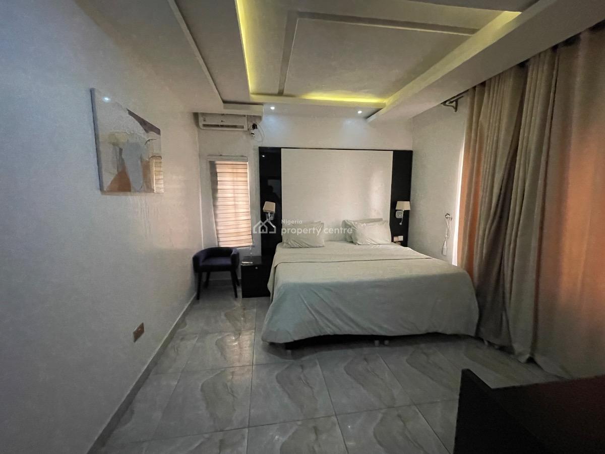 6 Units of 1 & 2 Contemporary Fully Furnished Block of Flats, Off Admiralty Road, Lekki Phase 1, Lekki, Lagos, Block of Flats for Sale
