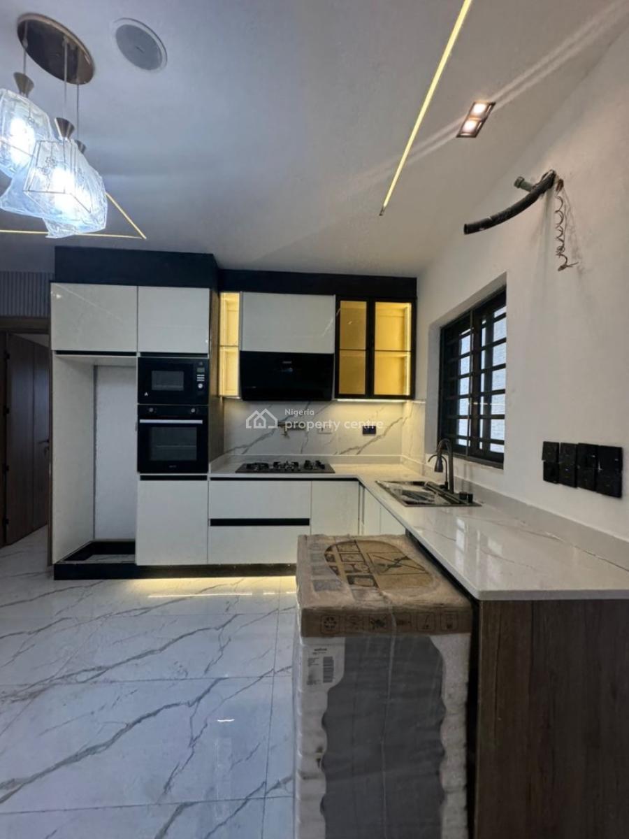 1bedroom Apartment with Premium Finishes, Lekki Phase 1, Lekki, Lagos, Flat / Apartment for Sale