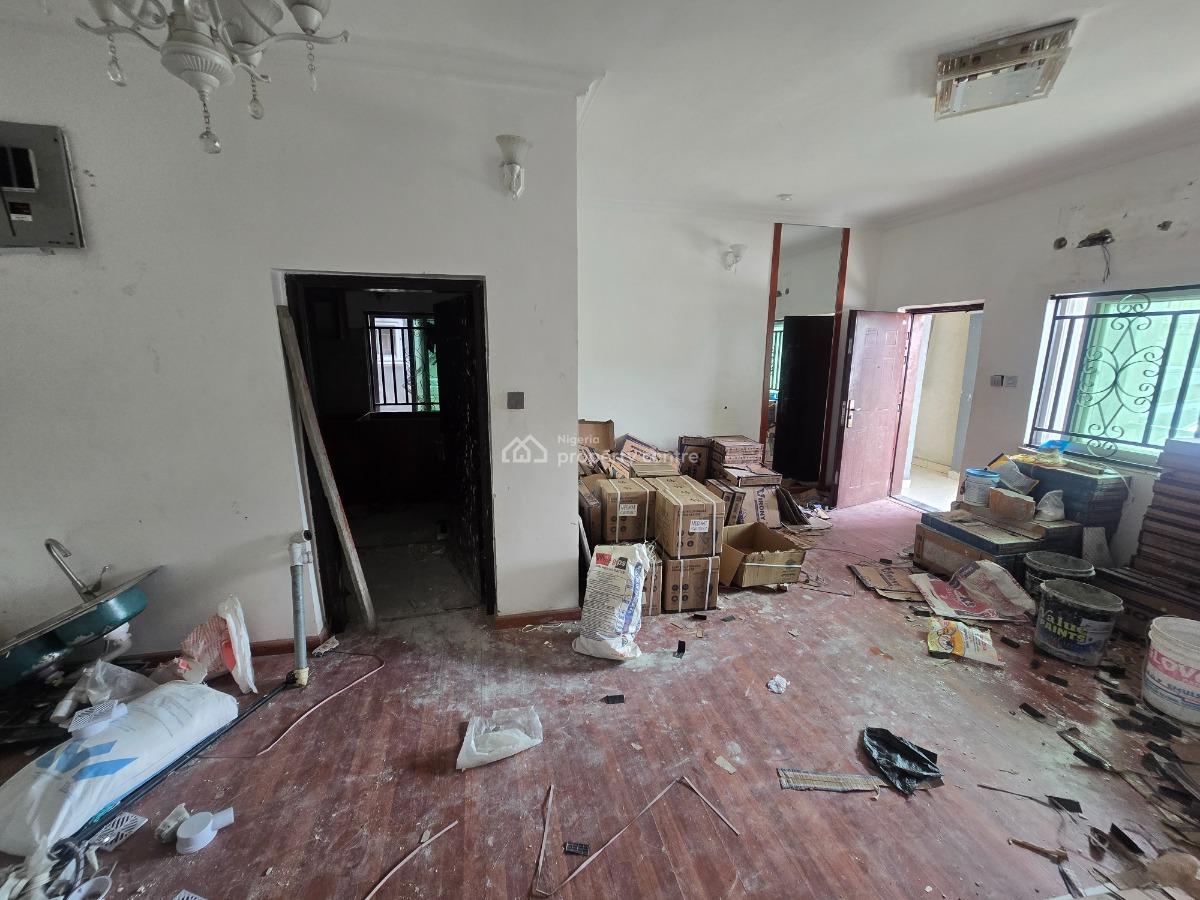 Specious Newly Renovated One-bedroom Flat Apartment Plus Bq, Off Freedom Way, Lekki Phase 1, Lekki, Lagos, Flat / Apartment for Rent