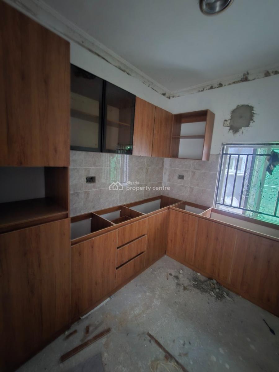 Specious Newly Renovated One-bedroom Flat Apartment Plus Bq, Off Freedom Way, Lekki Phase 1, Lekki, Lagos, Flat / Apartment for Rent