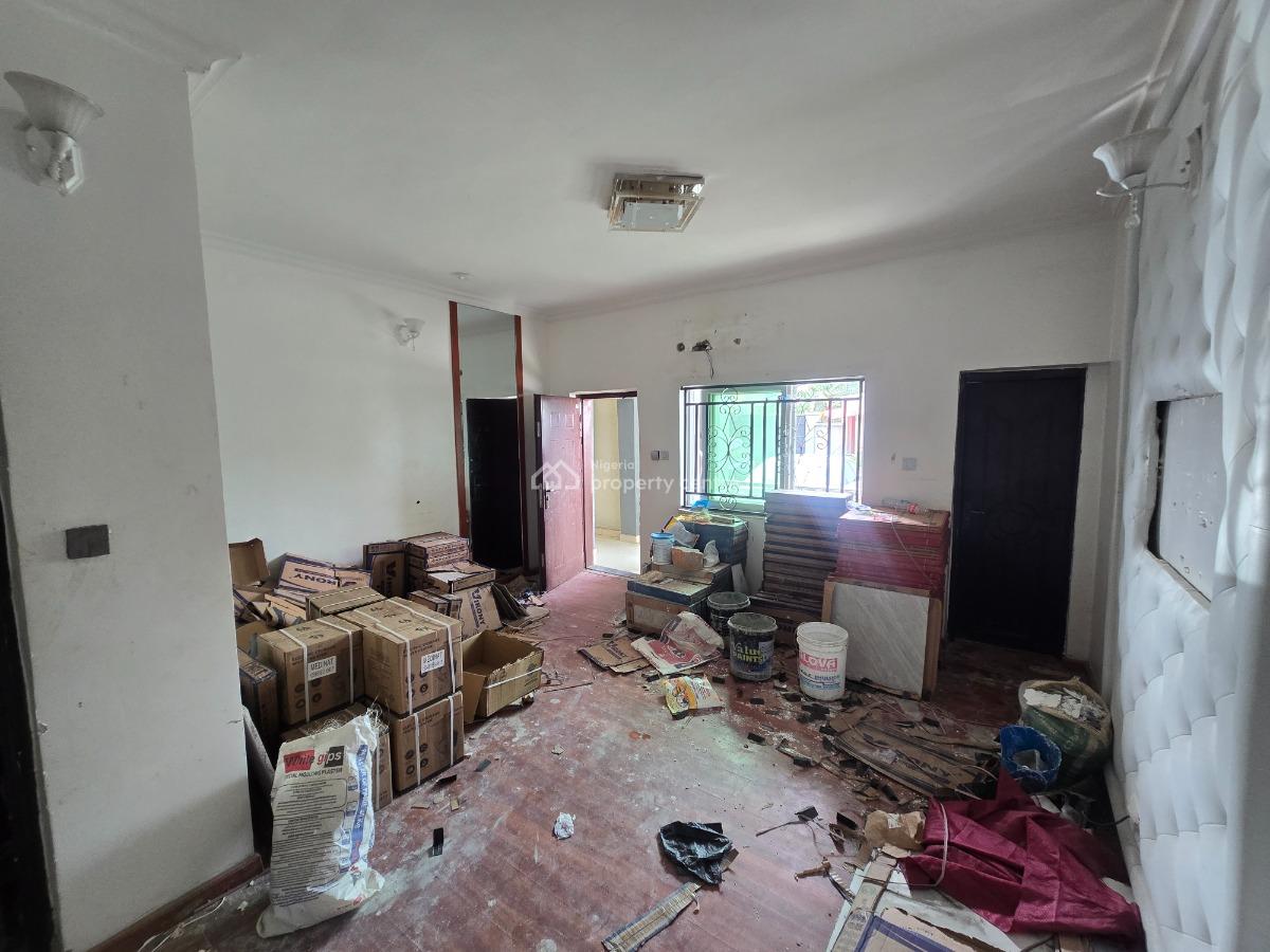 Specious Newly Renovated One-bedroom Flat Apartment Plus Bq, Off Freedom Way, Lekki Phase 1, Lekki, Lagos, Flat / Apartment for Rent