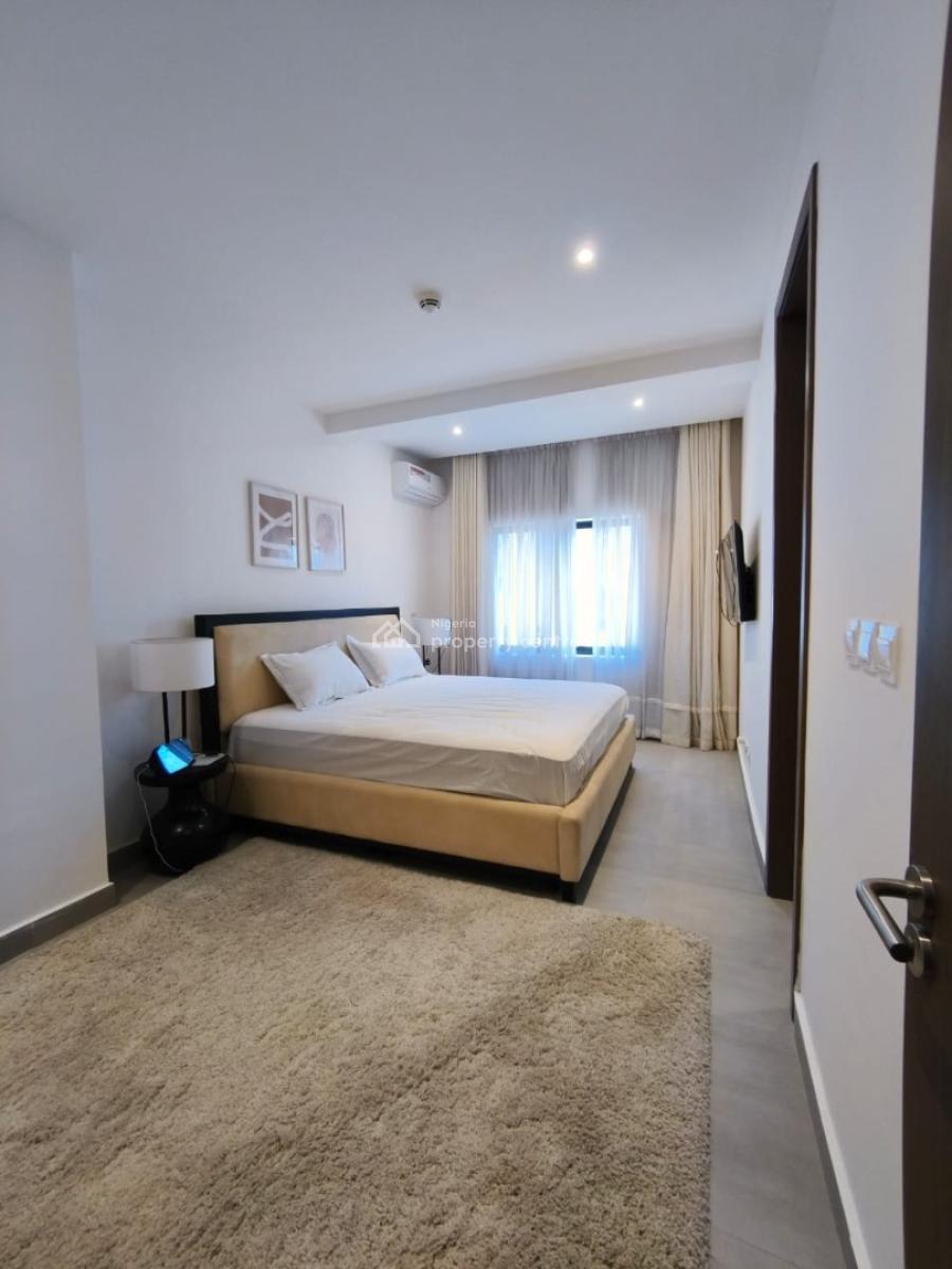 Three Bedroom Flat, Off Freedom Way, Lekki Phase 1, Lekki, Lagos, Terraced Duplex for Sale