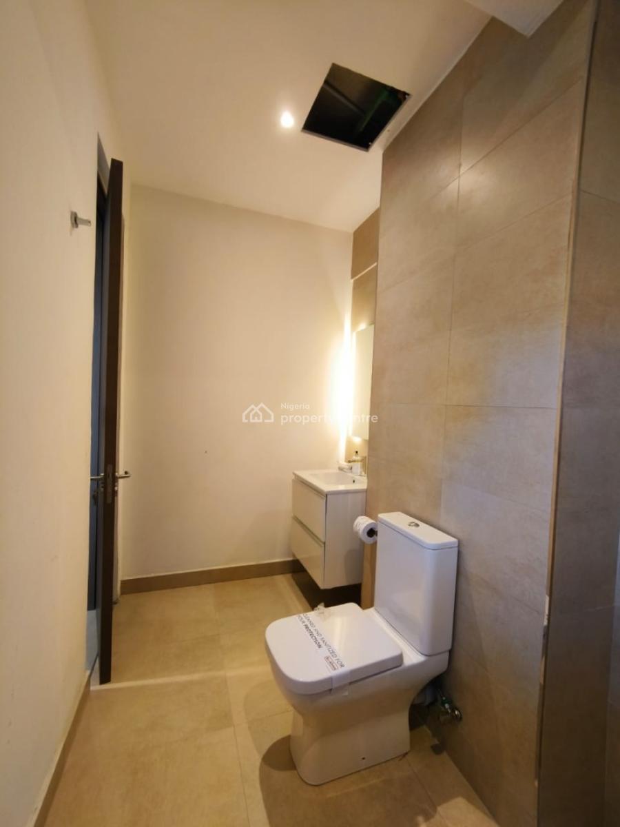 Three Bedroom Flat, Off Freedom Way, Lekki Phase 1, Lekki, Lagos, Terraced Duplex for Sale