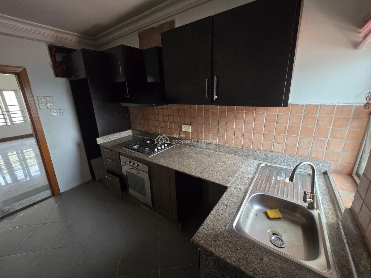 Spacious Newly Renovated Self-service One-bedroom Flat Apartment, Off Freedom Way, Lekki Phase 1, Lekki, Lagos, Flat / Apartment for Rent