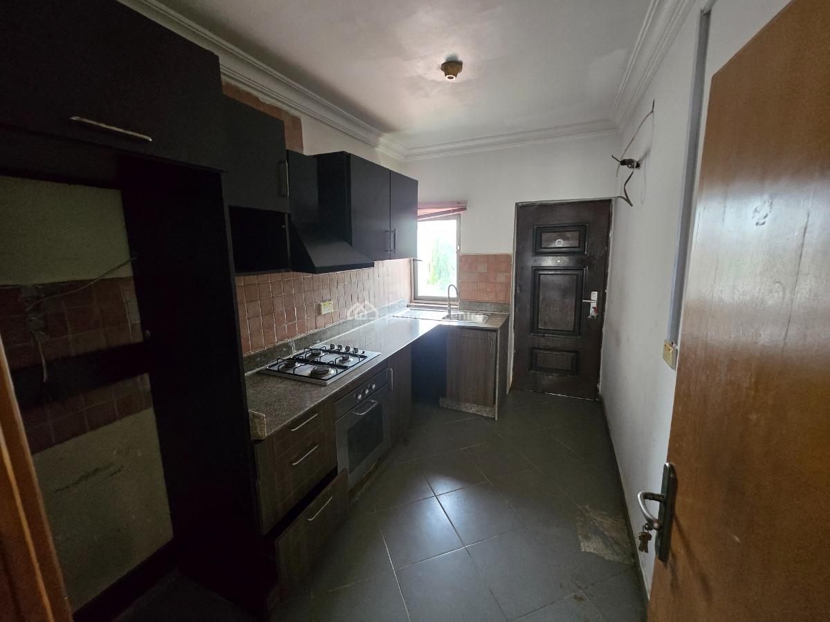 Spacious Newly Renovated Self-service One-bedroom Flat Apartment, Off Freedom Way, Lekki Phase 1, Lekki, Lagos, Flat / Apartment for Rent