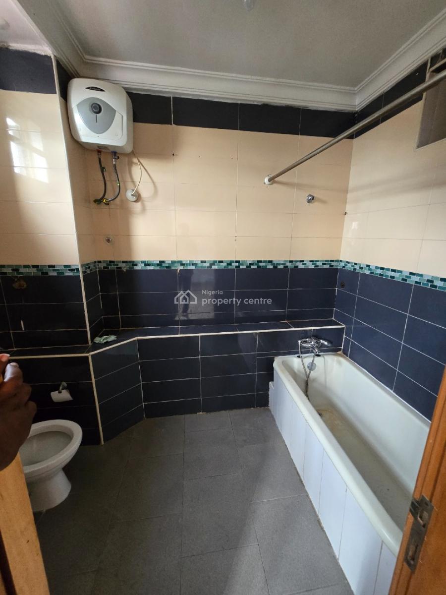 Spacious Newly Renovated Self-service One-bedroom Flat Apartment, Off Freedom Way, Lekki Phase 1, Lekki, Lagos, Flat / Apartment for Rent