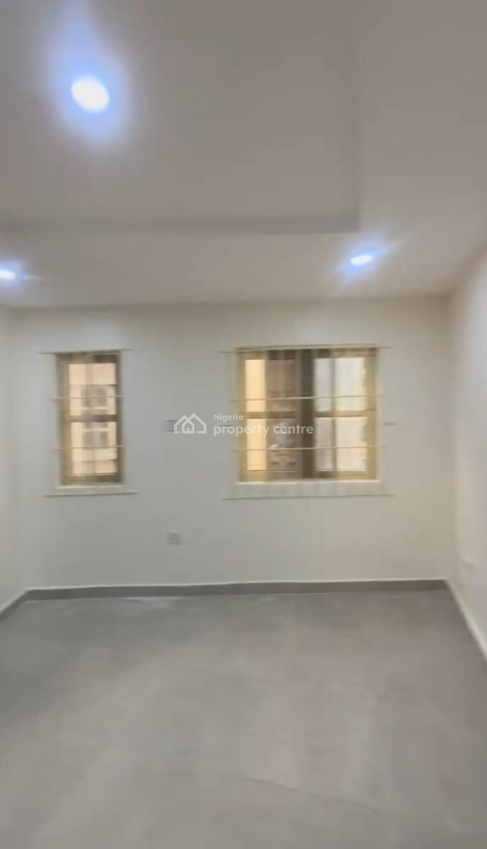 Spacious Room Self Contain Off Bode Thomas, Surulere, Bode Thomas, Surulere, Lagos, Self Contain (single Rooms) for Rent