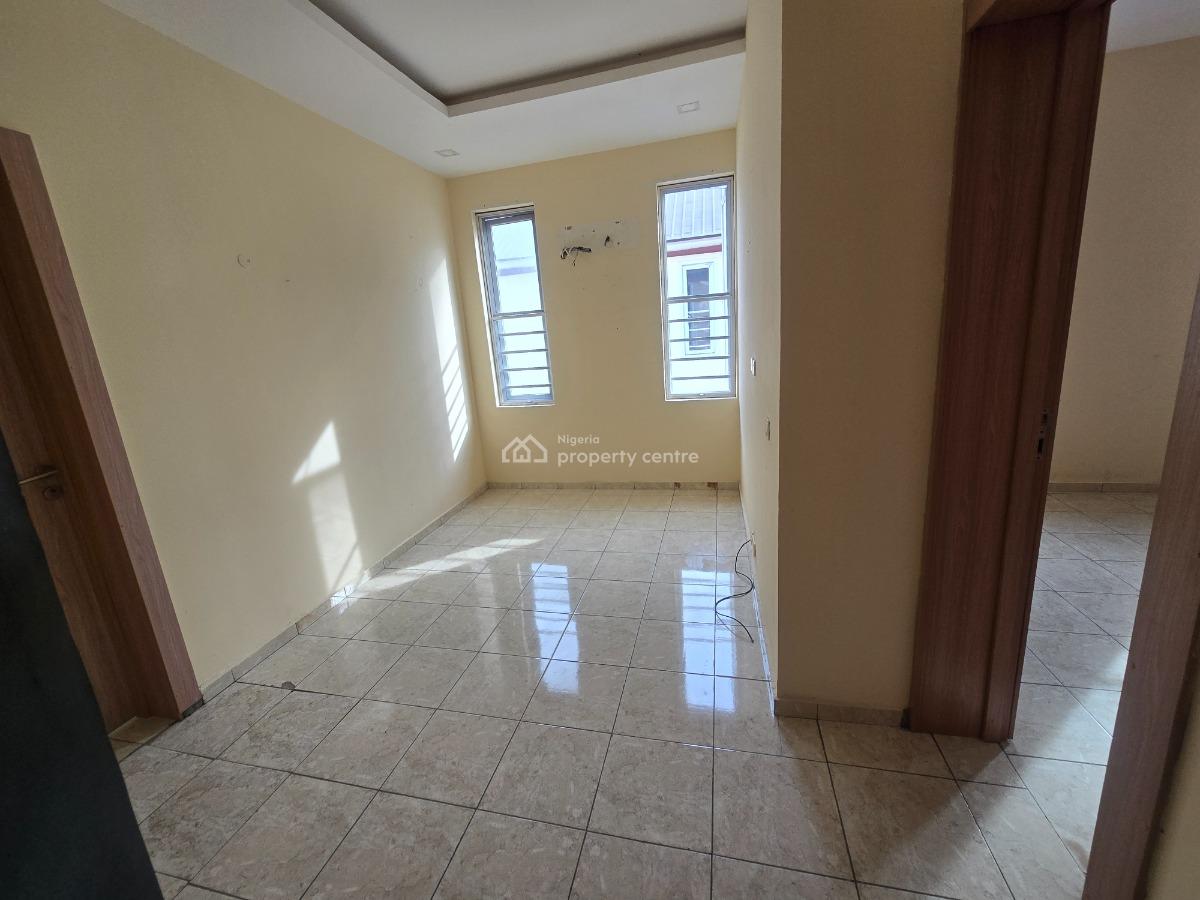 Spacious Newly Renovated 3-bedroom Terrace Duplex Plus Bq, Off Freedom Way, Lekki Phase 1, Lekki, Lagos, Terraced Duplex for Rent