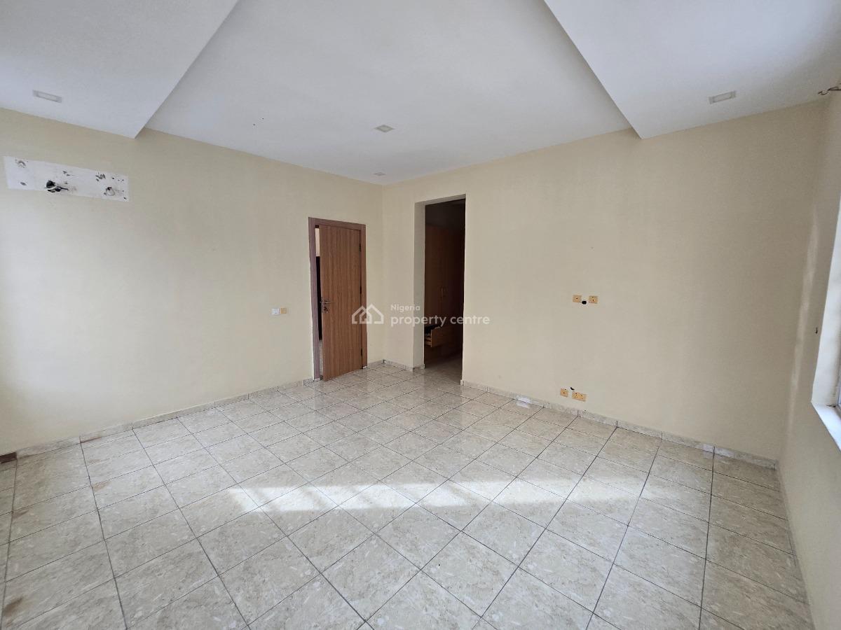 Spacious Newly Renovated 3-bedroom Terrace Duplex Plus Bq, Off Freedom Way, Lekki Phase 1, Lekki, Lagos, Terraced Duplex for Rent
