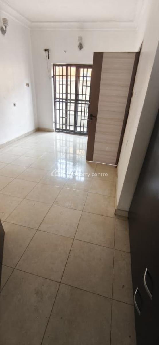 Elegant 3 Bedroom Spacious Fully Serviced Apartment with Bq Available, Ikoyi, Lagos, Flat / Apartment for Rent