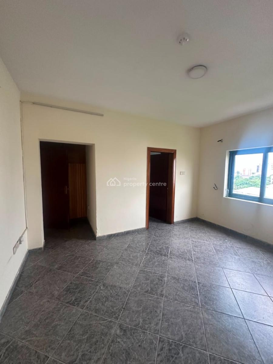 Spacious 3-bedroom Apartment on The 8th Floor, Ikoyi, Lagos, Flat / Apartment for Rent