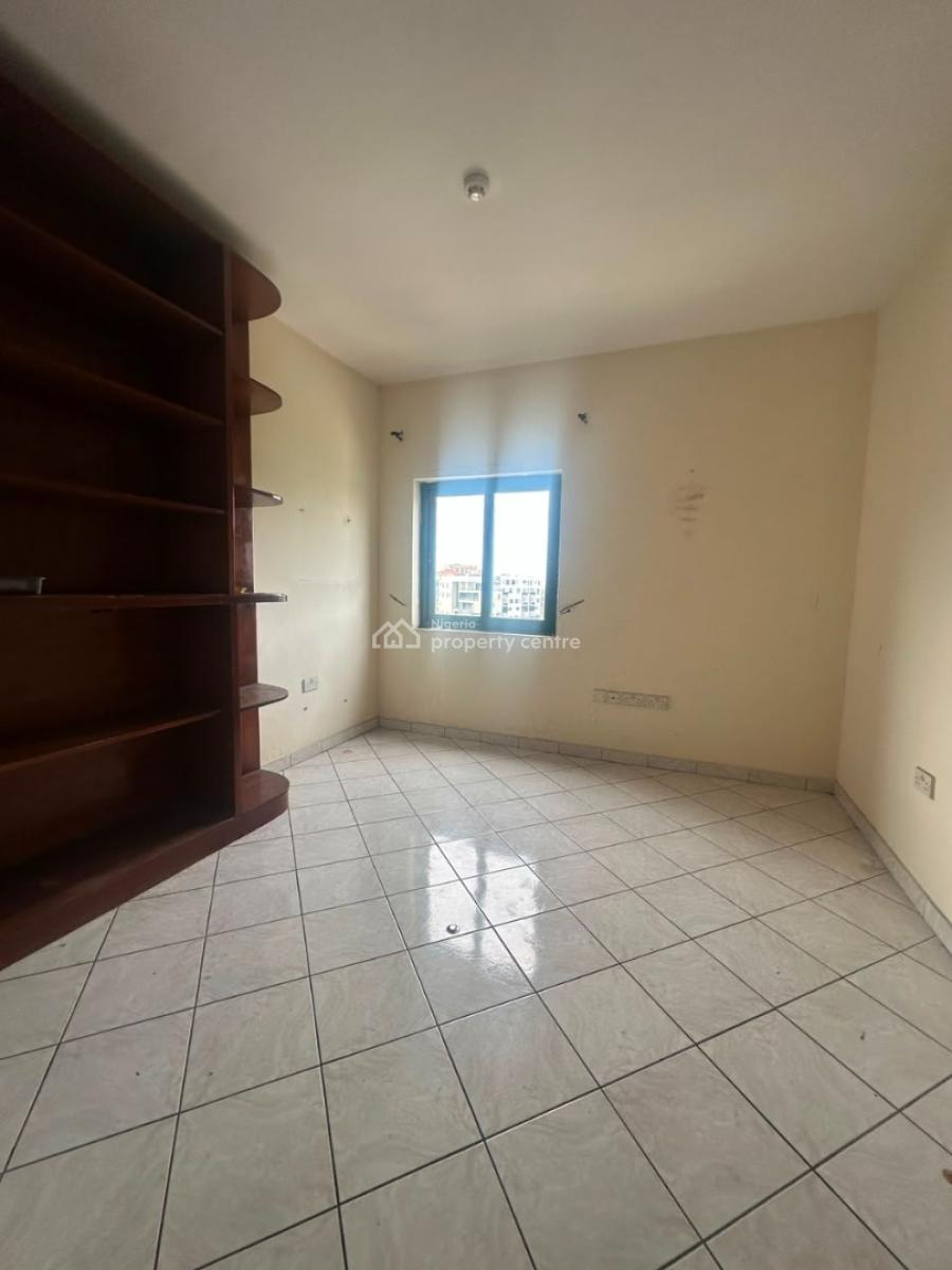 Spacious 3-bedroom Apartment on The 8th Floor, Ikoyi, Lagos, Flat / Apartment for Rent
