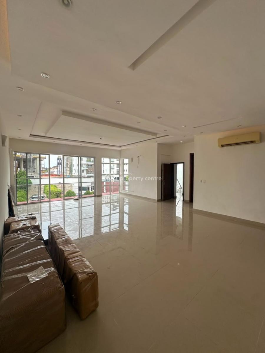 Well Maintained 3-bedroom Apartment on The First Floor, Banana Island, Ikoyi, Lagos, Flat / Apartment for Sale