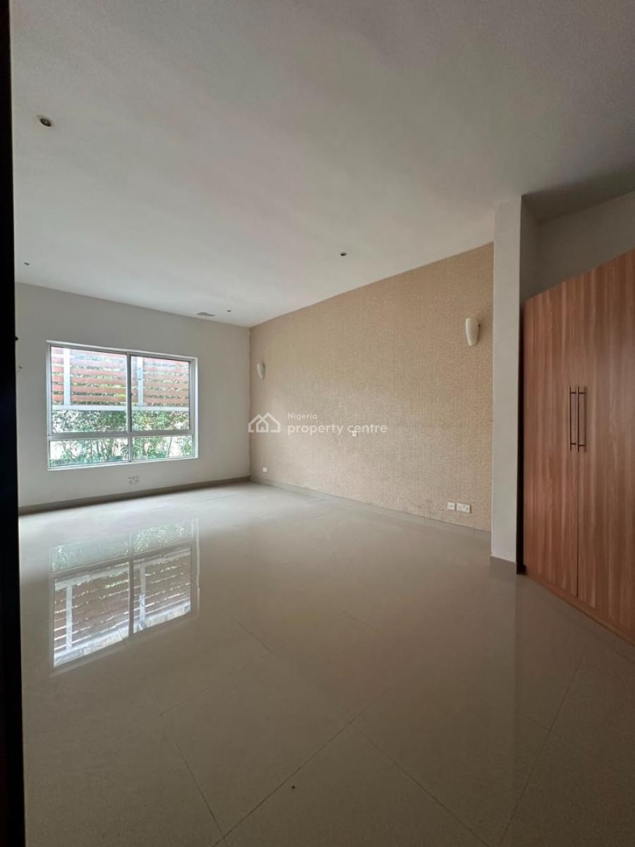 Well Maintained 3-bedroom Apartment on The First Floor, Banana Island, Ikoyi, Lagos, Flat / Apartment for Sale