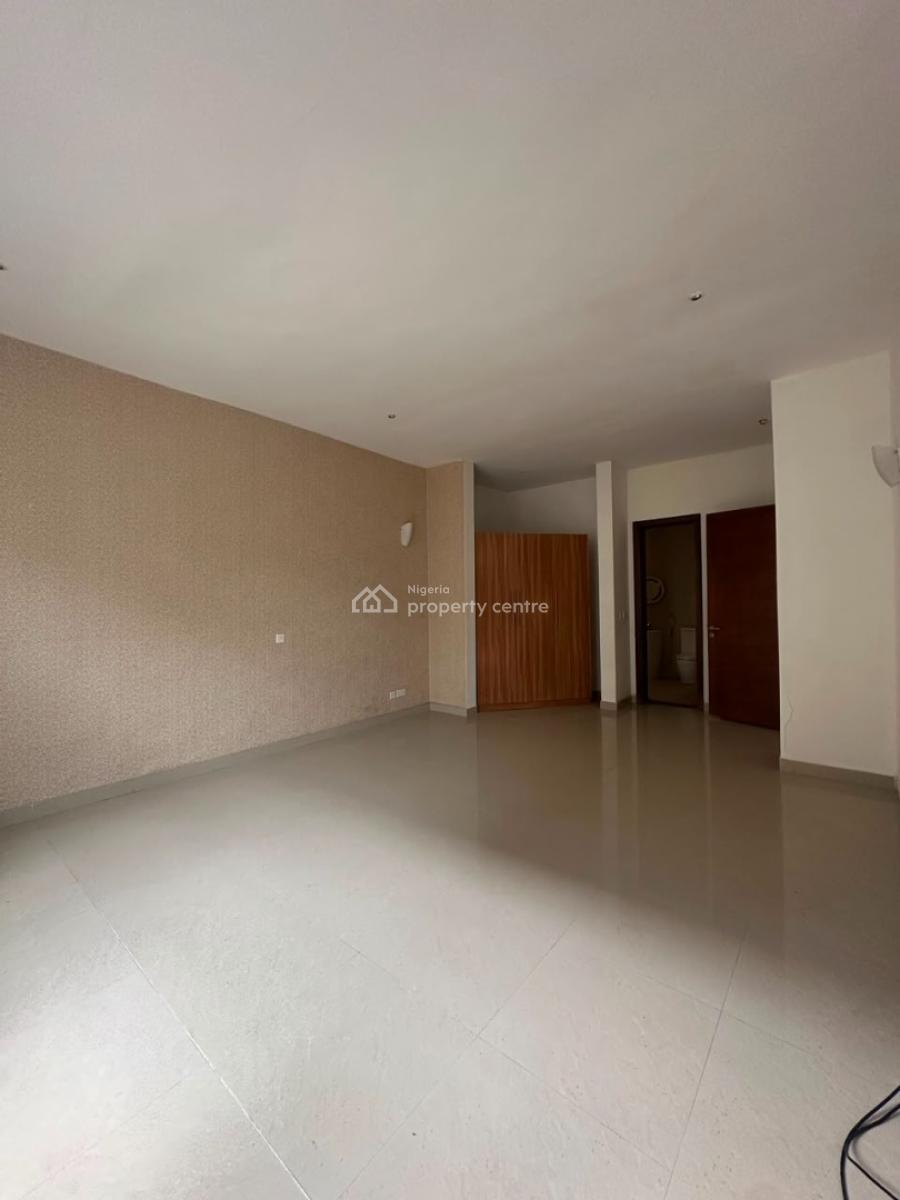 Well Maintained 3-bedroom Apartment on The First Floor, Banana Island, Ikoyi, Lagos, Flat / Apartment for Sale