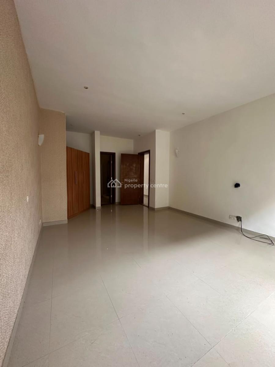 Well Maintained 3-bedroom Apartment on The First Floor, Banana Island, Ikoyi, Lagos, Flat / Apartment for Sale