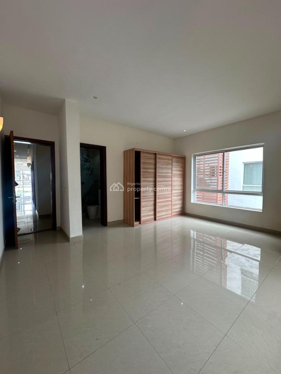 Well Maintained 3-bedroom Apartment on The First Floor, Banana Island, Ikoyi, Lagos, Flat / Apartment for Sale
