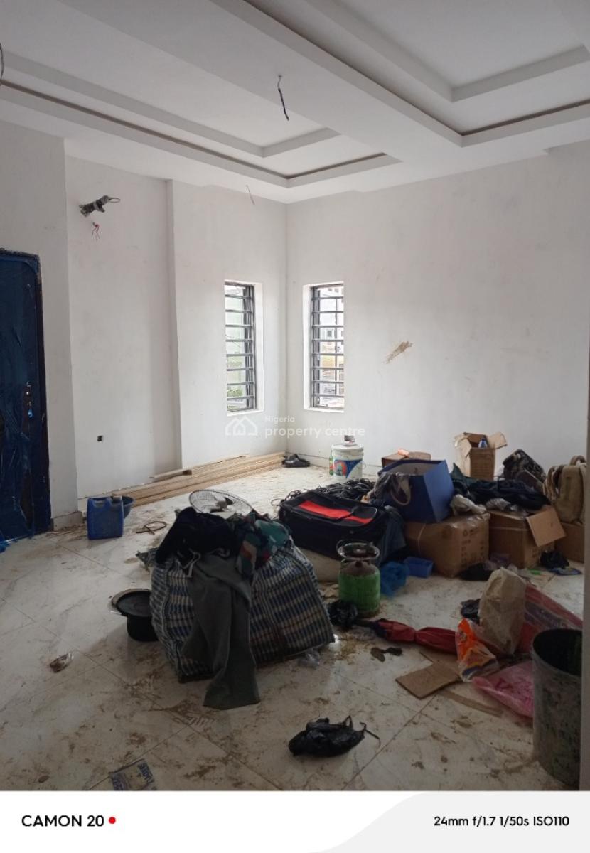 *my Direct*   *very Nice Lovely Built 3 Bedroom Apartment with Bq in a, Yaba, Lagos, Flat / Apartment for Sale
