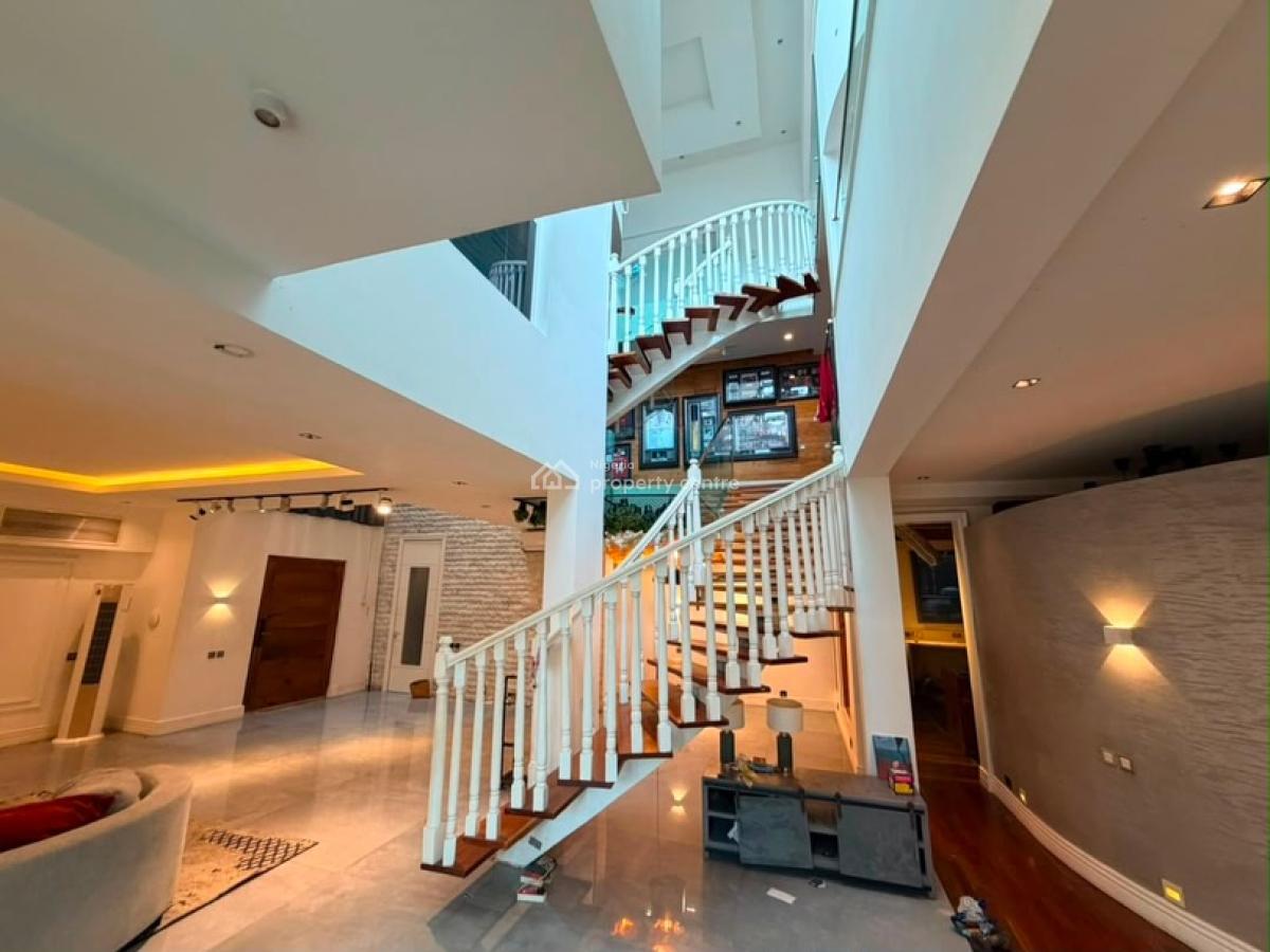 Tastefully Built and Serviced Brand New 3 Bedroom Apartment, Right, Lekki Phase 1, Lekki, Lagos, Flat / Apartment for Rent