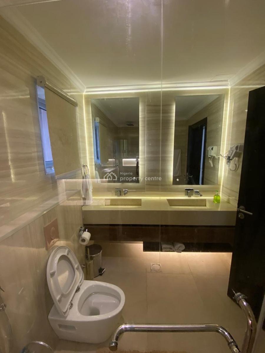 Luxury 3 Bedroom Apartment, Bourdillon Road, Ikoyi, Lagos, Flat / Apartment Short Let