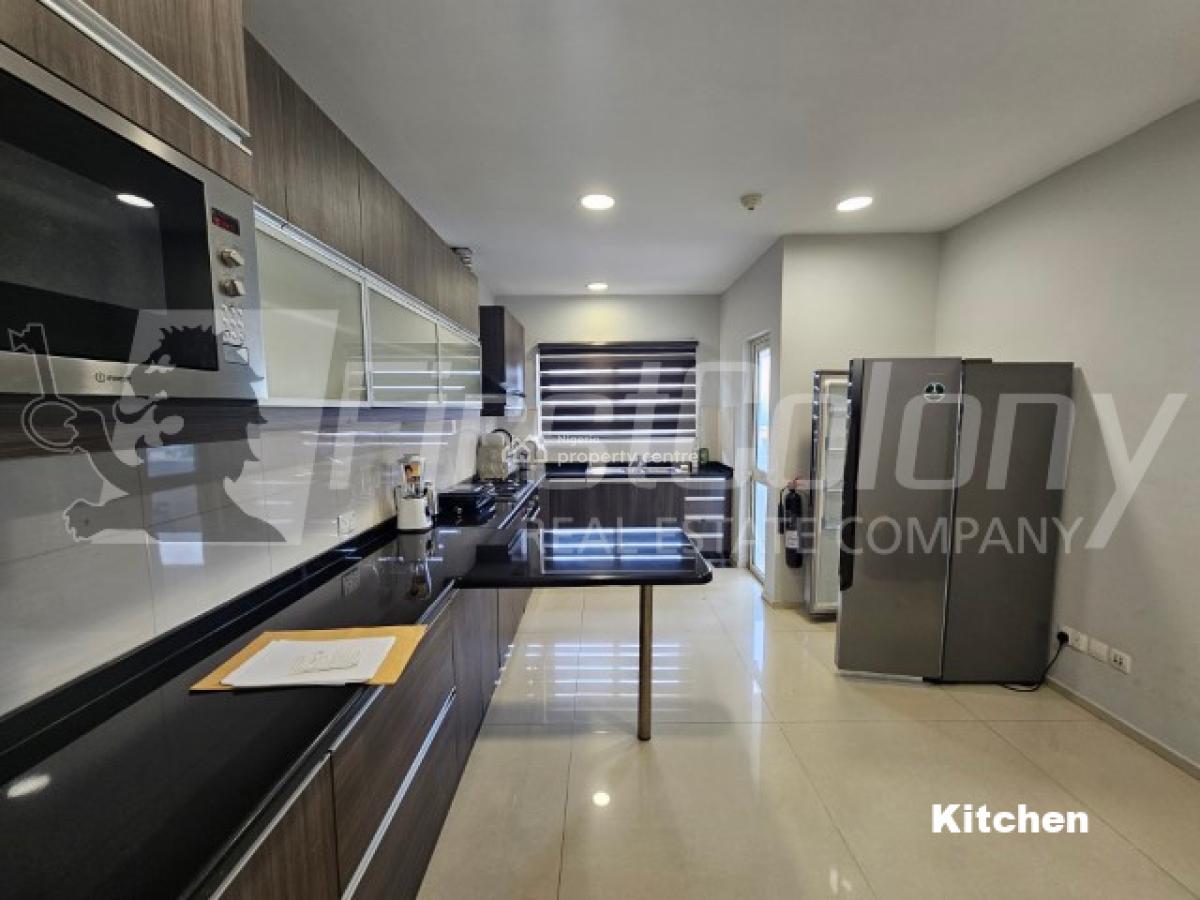 Well-maintained Luxury 3 Bedroom Apartment with Excellent Facilities, Victoria Island (vi), Lagos, Flat / Apartment for Sale