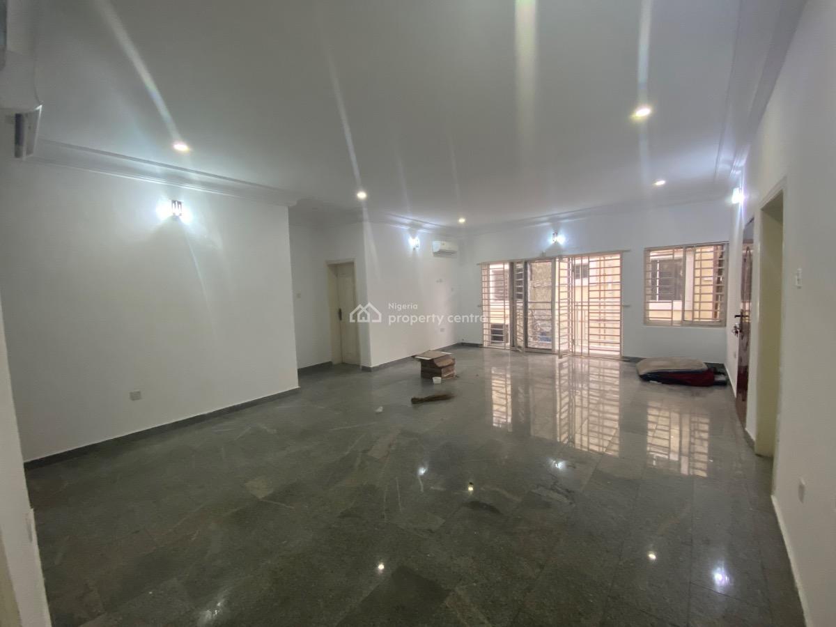 a Well Maintained 3bedroom on 2nd Floor with Bq and Pool, Lekki Phase 1, Lekki, Lagos, Flat / Apartment for Rent