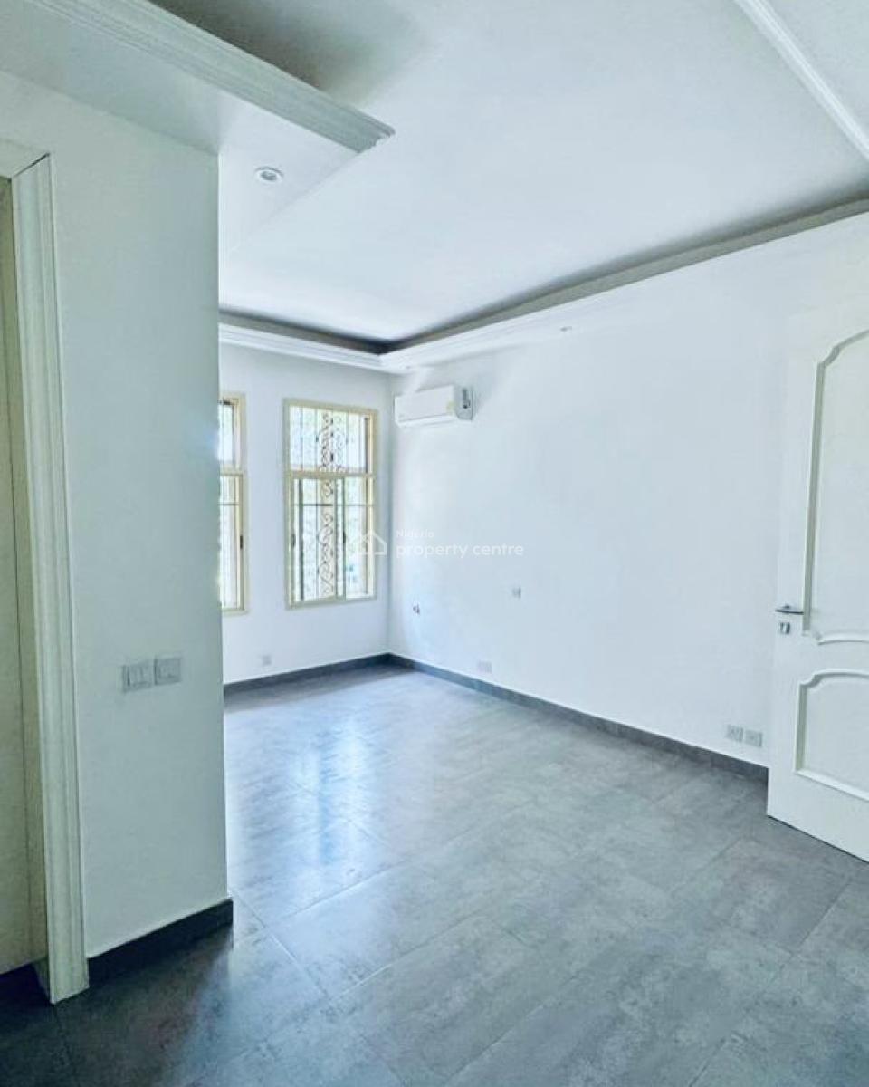 Newly Renovated 3 Bedroom Maisonette, Victoria Island (vi), Lagos, Flat / Apartment for Rent