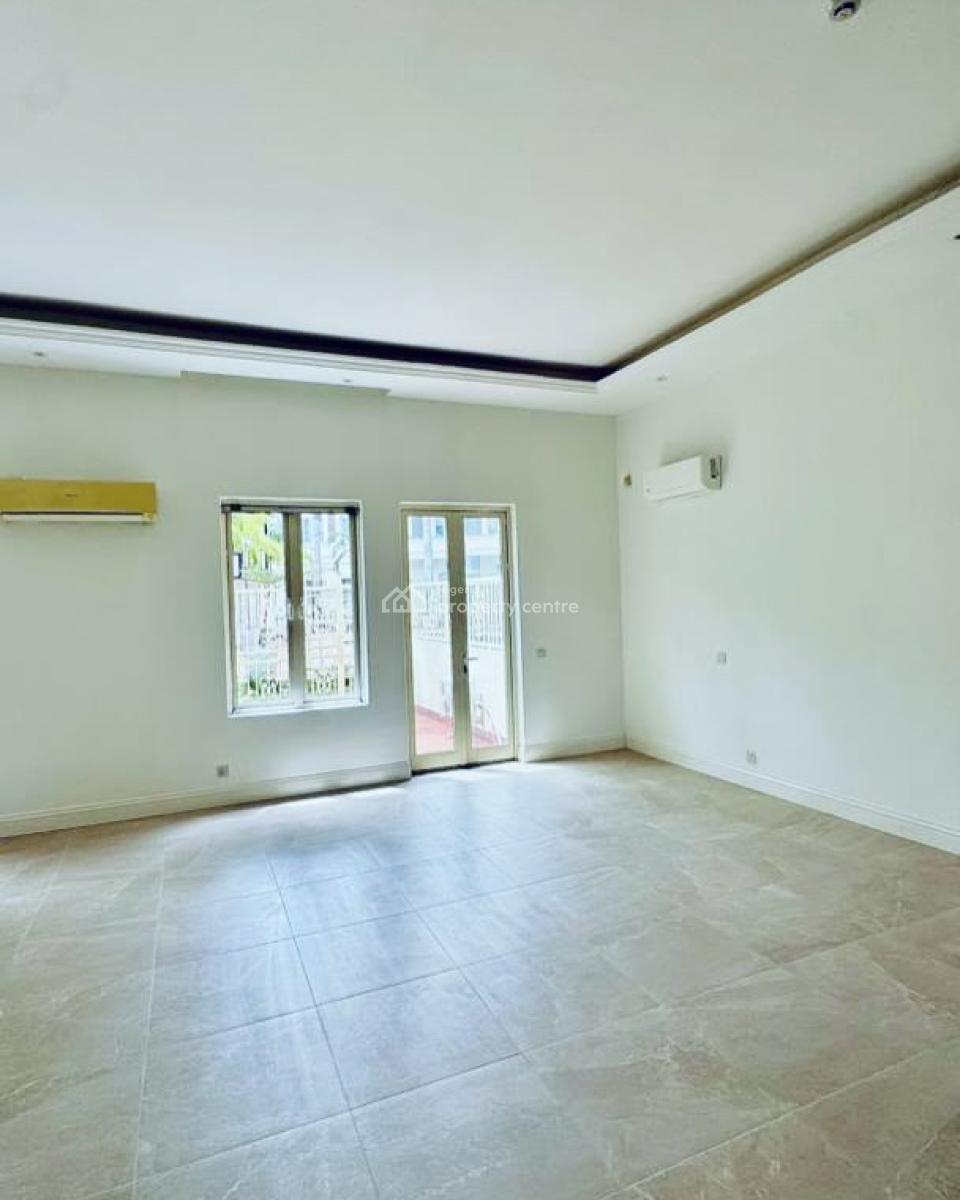 Newly Renovated 3 Bedroom Maisonette, Victoria Island (vi), Lagos, Flat / Apartment for Rent
