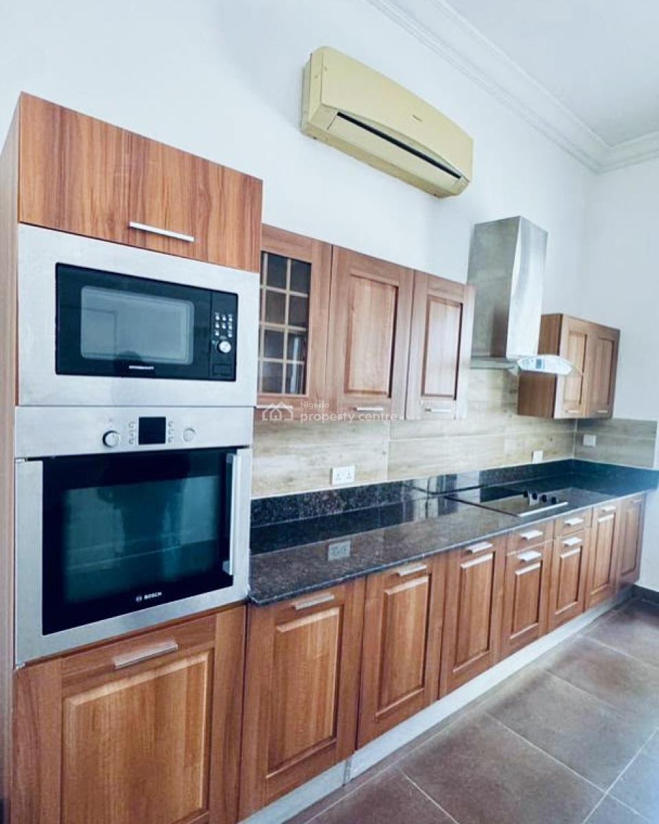 Newly Renovated 3 Bedroom Maisonette, Victoria Island (vi), Lagos, Flat / Apartment for Rent