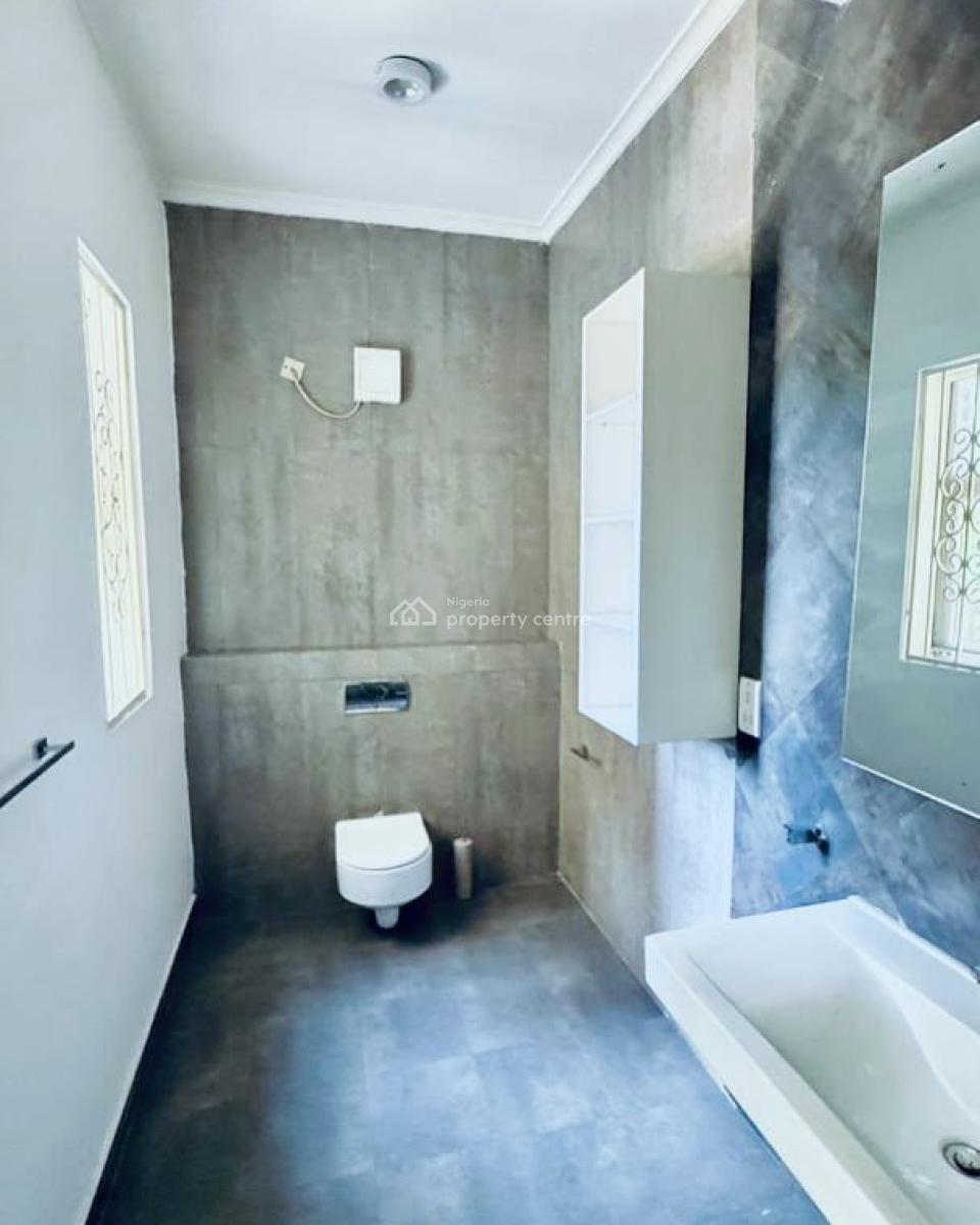 Newly Renovated 3 Bedroom Maisonette, Victoria Island (vi), Lagos, Flat / Apartment for Rent