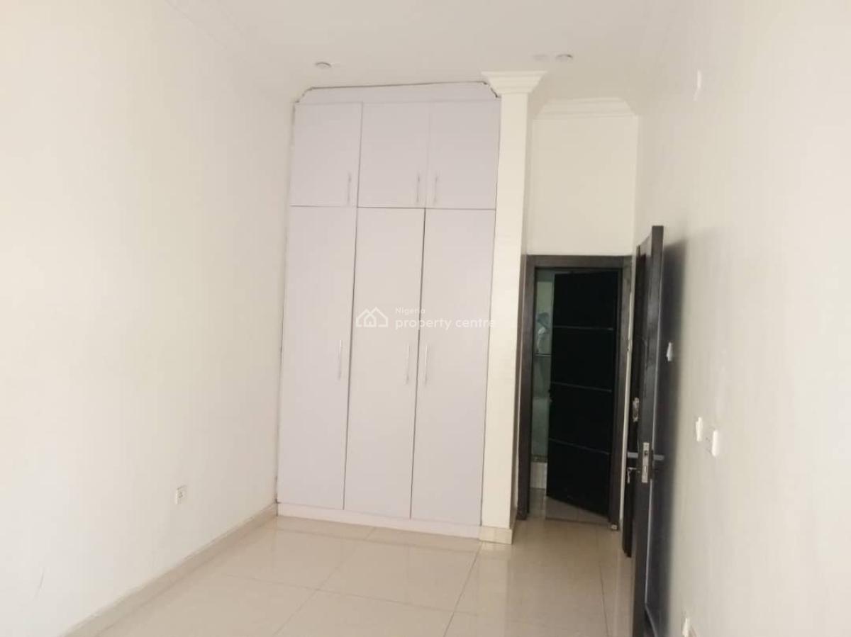 5bed Maisonnette Going Out in The Residential Zone of Banana, Banana Island, Ikoyi, Lagos, Terraced Duplex for Rent