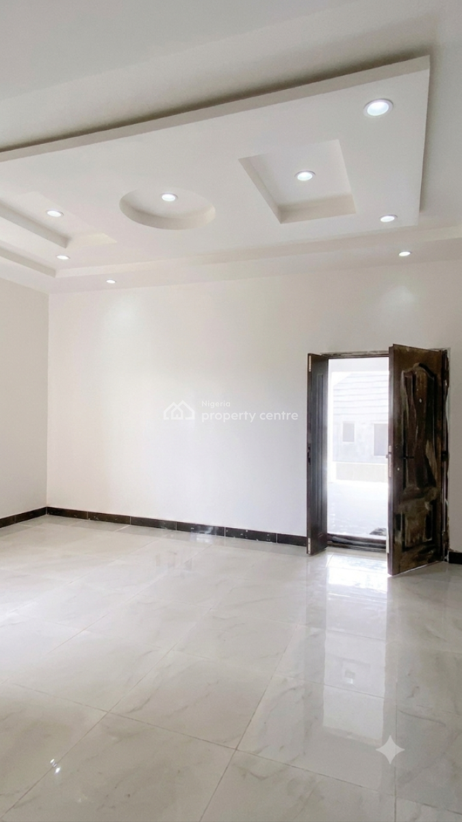 a Newly Built and Neatly Done 3 Bedroom Flat (upstairs), Mende, Maryland, Lagos, Flat / Apartment for Rent