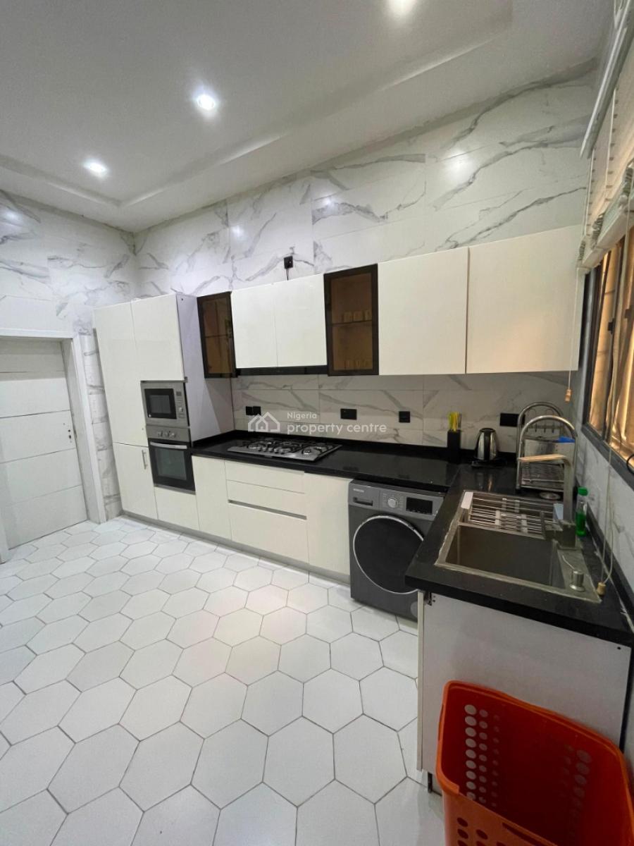 Luxurious 4 Bedroom Fully Furnished Waterfront Service Terrace Duplex, Lekki Phase 1, Lekki, Lagos, Terraced Duplex for Rent