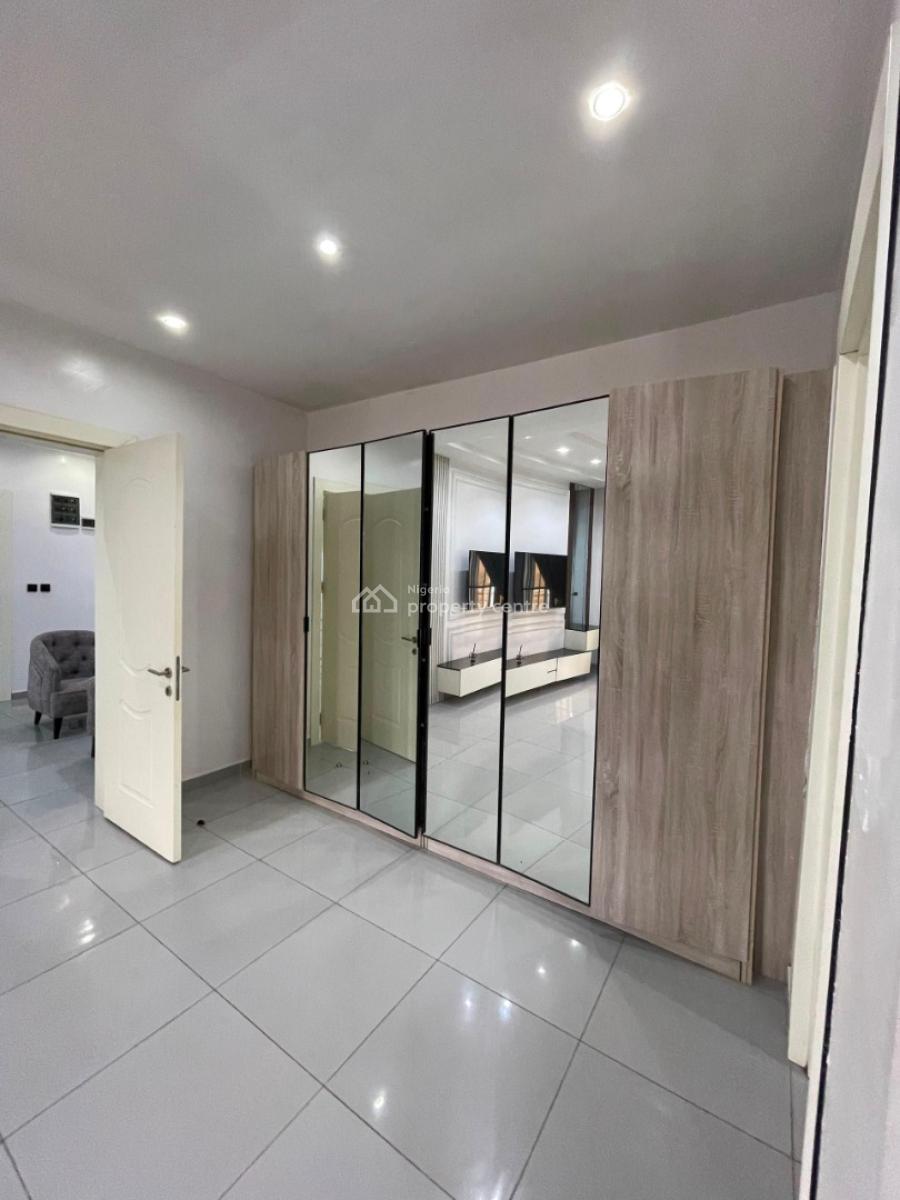 Luxurious 4 Bedroom Fully Furnished Waterfront Service Terrace Duplex, Lekki Phase 1, Lekki, Lagos, Terraced Duplex for Rent
