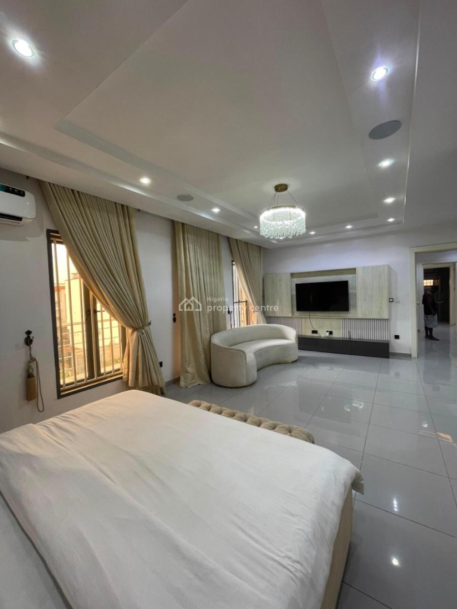 Luxurious 4 Bedroom Fully Furnished Waterfront Service Terrace Duplex, Lekki Phase 1, Lekki, Lagos, Terraced Duplex for Rent