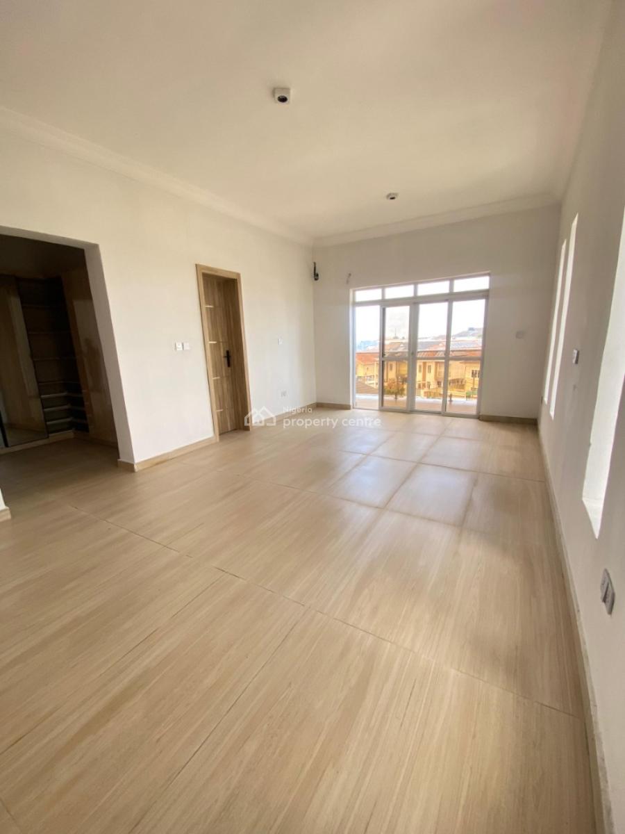 Luxury 3 Bedroom Newly Built Service Maisonette Apartment with Bq, Lekki Phase 1, Lekki, Lagos, Flat / Apartment for Sale