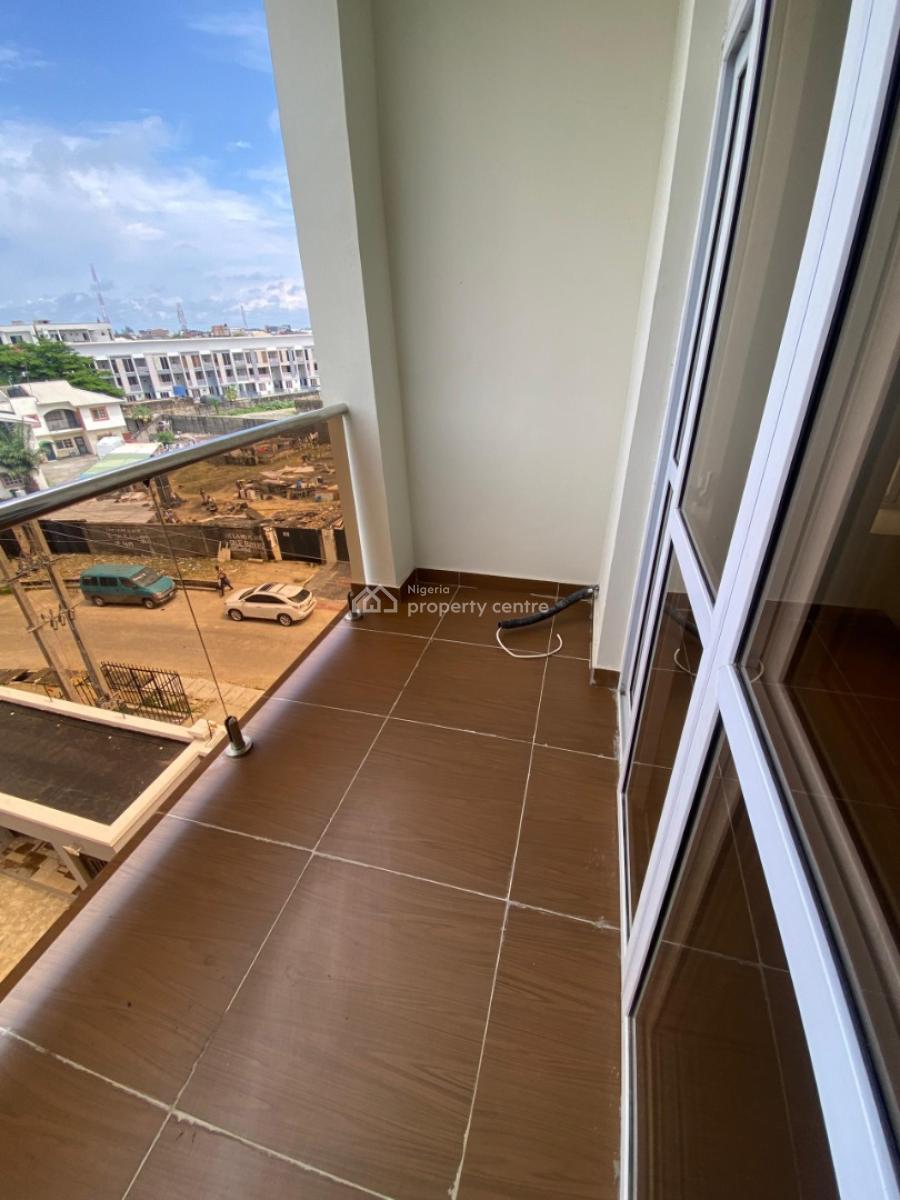 Luxury 3 Bedroom Newly Built Service Maisonette Apartment with Bq, Lekki Phase 1, Lekki, Lagos, Flat / Apartment for Sale