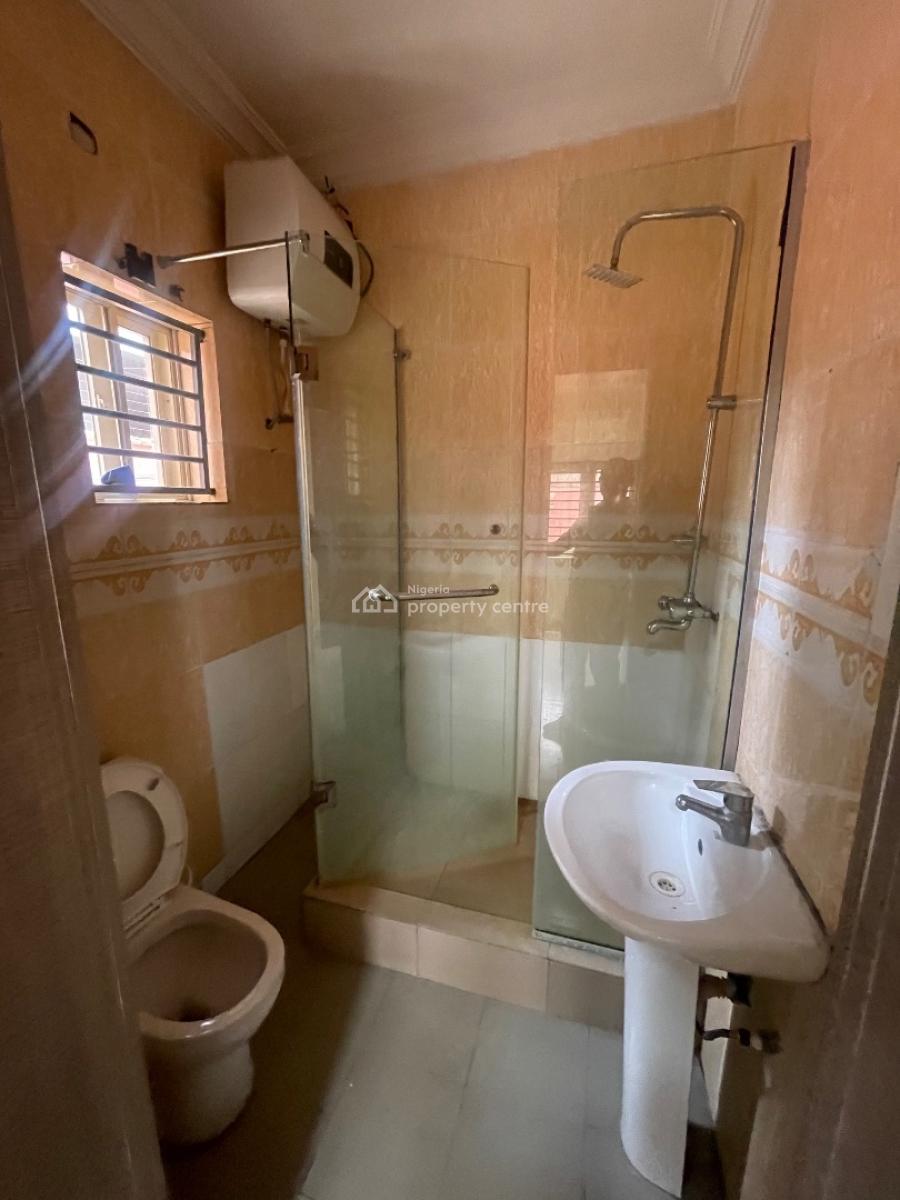 3 Bedroom Apartment, Off Fola Asibo, Lekki Phase 1, Lekki, Lagos, Flat / Apartment for Rent