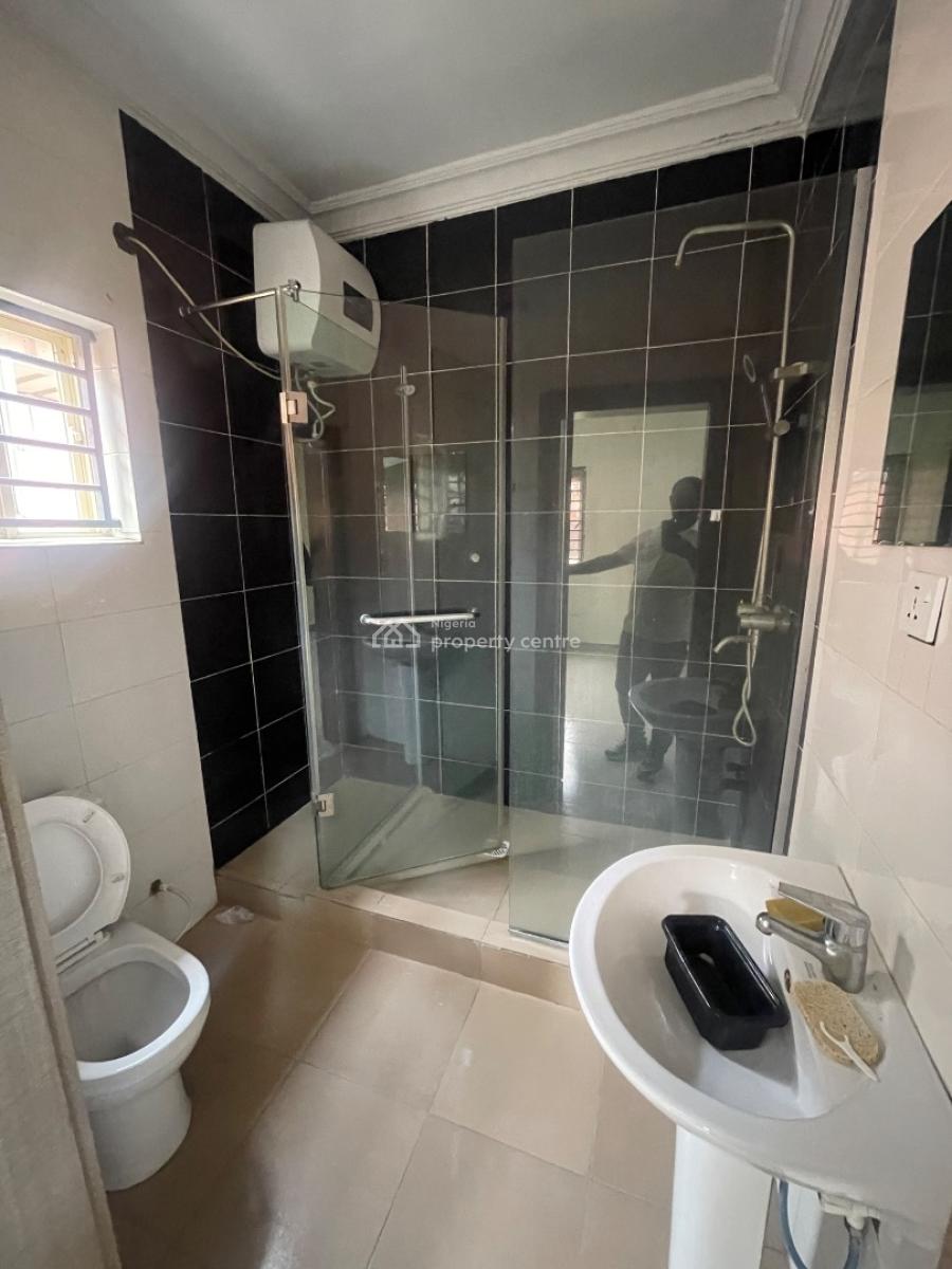 3 Bedroom Apartment, Off Fola Asibo, Lekki Phase 1, Lekki, Lagos, Flat / Apartment for Rent