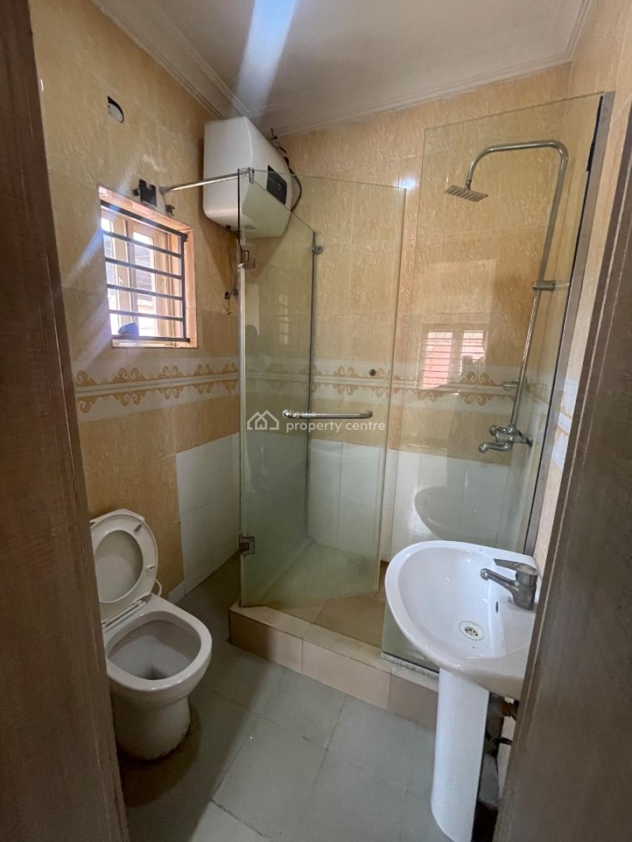 3 Bedroom Apartment, Off Fola Asibo, Lekki Phase 1, Lekki, Lagos, Flat / Apartment for Rent