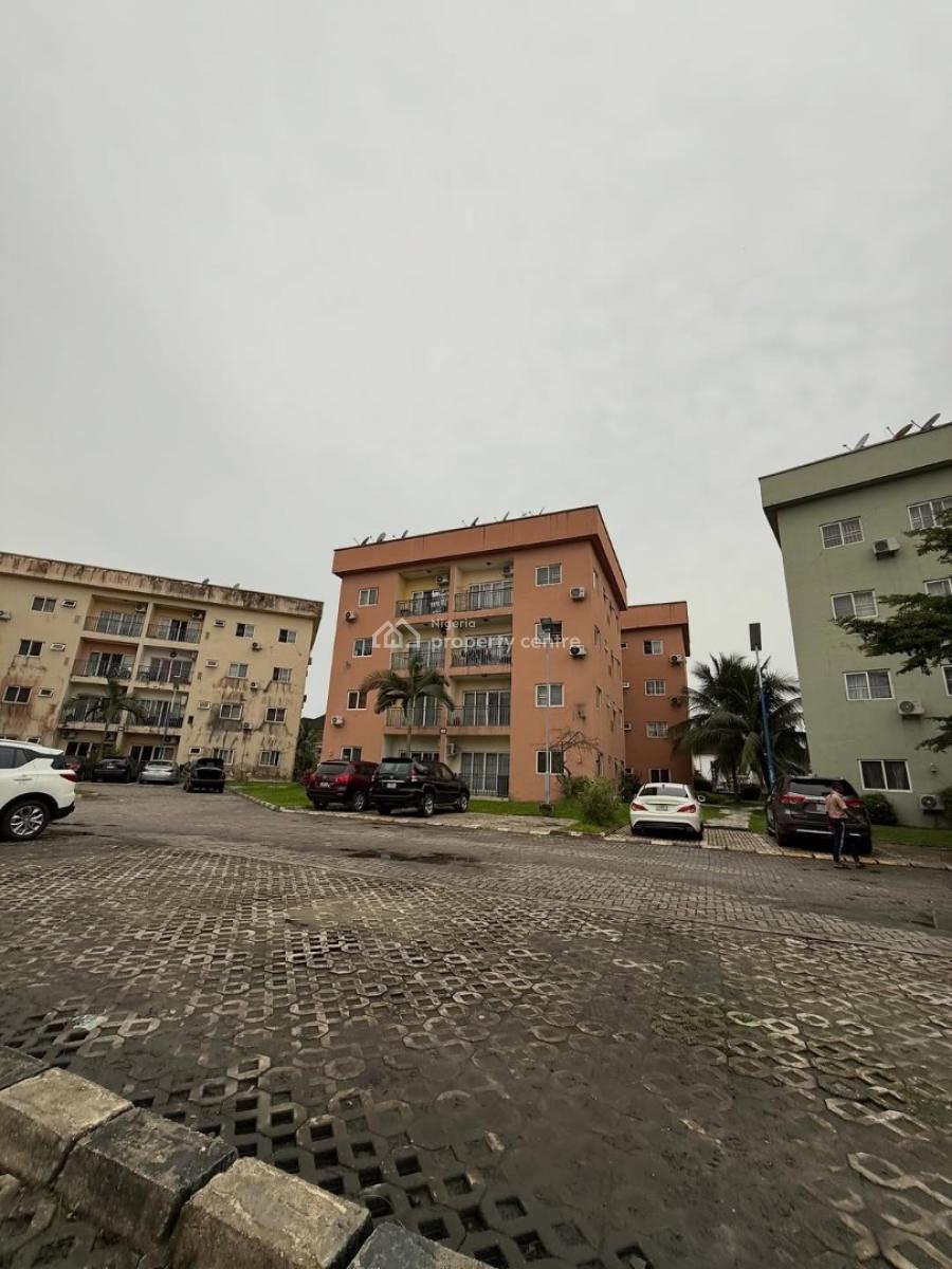 Classic 3 Bedroom Apartment, Golf Estate Off Peter Odili Road, Port Harcourt, Rivers, Flat / Apartment for Sale