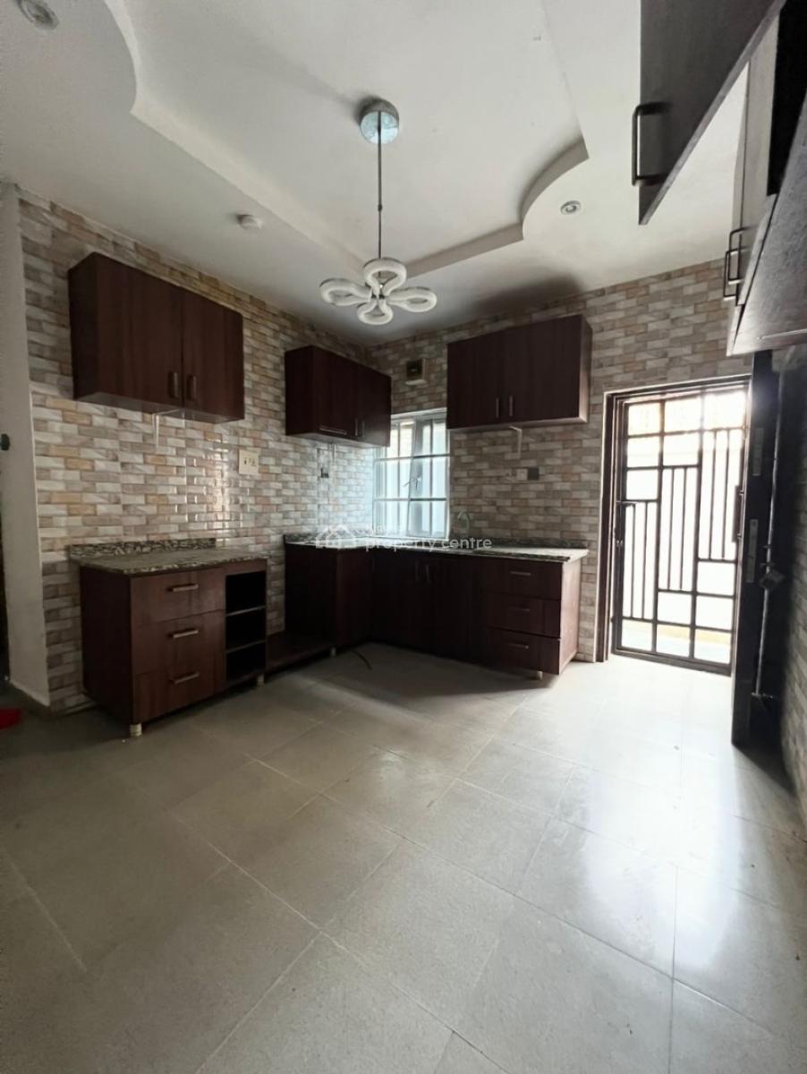 Comfortable Three Bedroom Terrace Duplex, Ogombo, Ajah, Lagos, Terraced Duplex for Rent